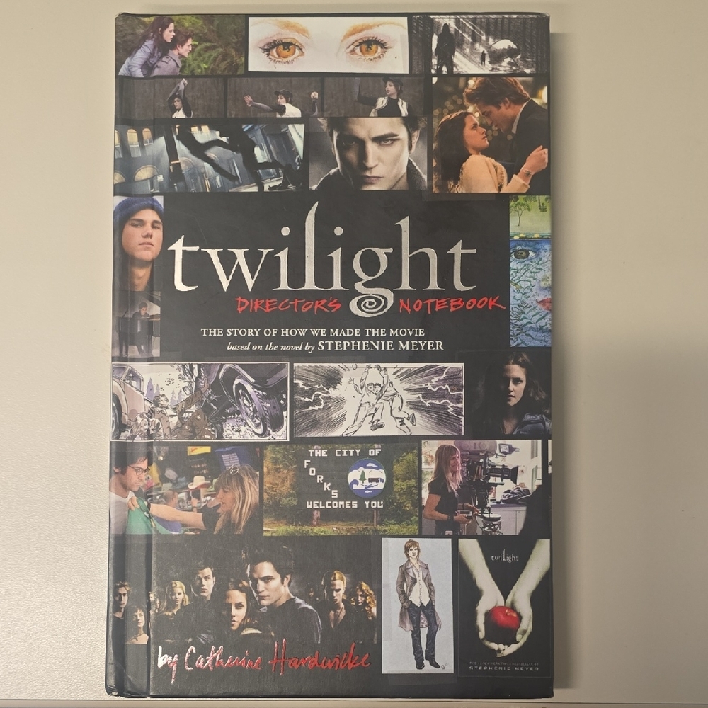 Twilight Director's Notebook by Catherine Hardwicke - Black Cover